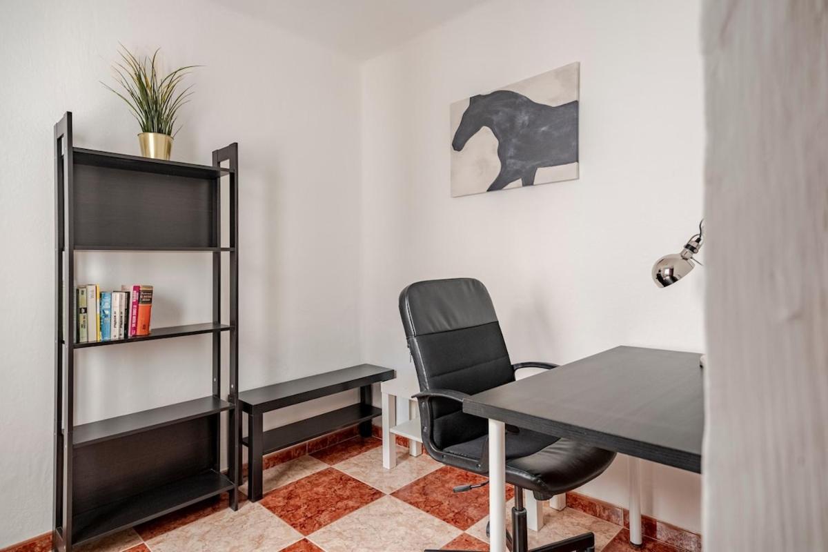 With Work/study Close To Old Town Apartamento *